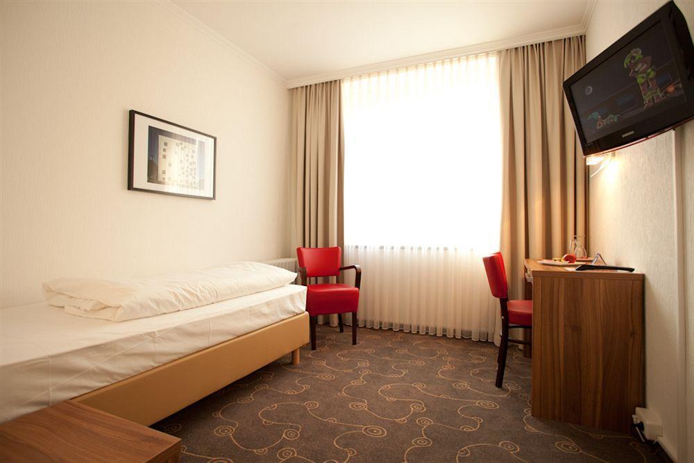 Hotel Jung エッセン エクステリア 写真